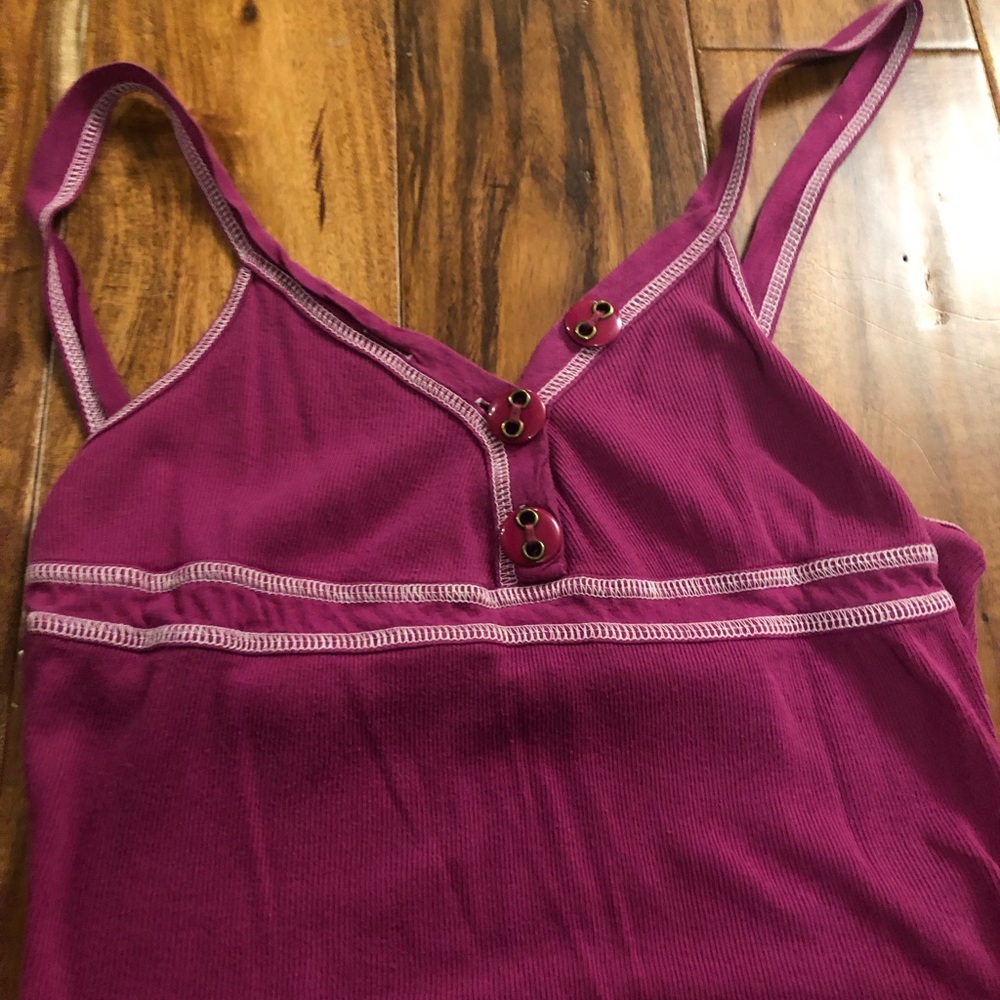 COPY - Roxy tank top - Picture 2 of 2